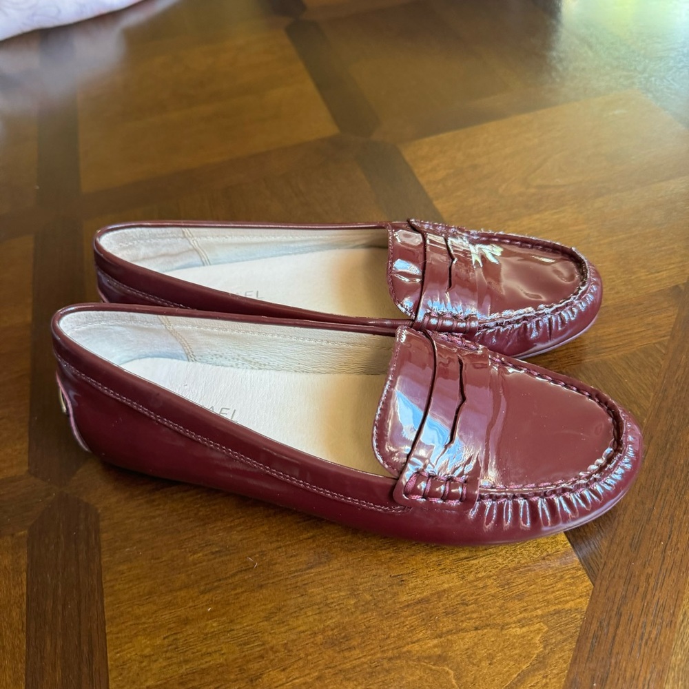 Michael Kors patent leather burgundy loafers EUC